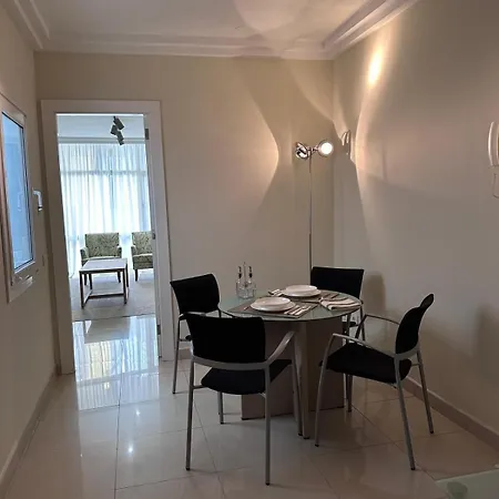 Castillo 17 Parking Incluido サンタクルスデテネリフェ